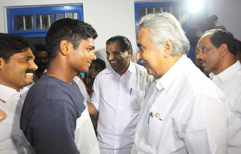 Sanju greeted by Kerala CM & Sports Minister for being selected in Team India | Photo Courtesy: Oomen Chandy Facebook Page