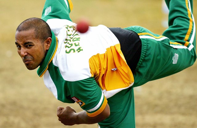 South African spinner Paul Adams. (Photo by WILLIAM WEST/AFP/Getty Images)