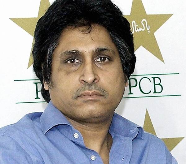 Ramiz Raja ropes in a Bollywood star in his production debut
