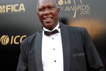 BANGALORE, INDIA - OCTOBER 06: Joel Garner during the ICC Annual Awards at the Red Carpet on October 6, 2010 in Bangalore, India. (Photo by Ritam Banerjee/Getty Images)