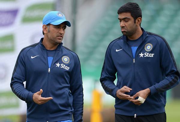 MS Dhoni and Ravichandran Ashwin