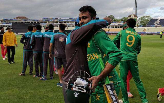 Twitter Reaction: Fahim Ashraf's blitz rescues Pakistan against ...