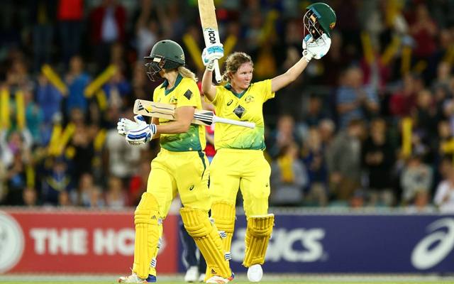 Beth Mooney Australia v England