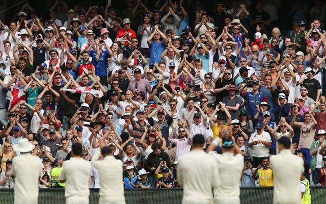 England players applauded the Barmy Army before leaving the field. (Photo Source: Twitter)