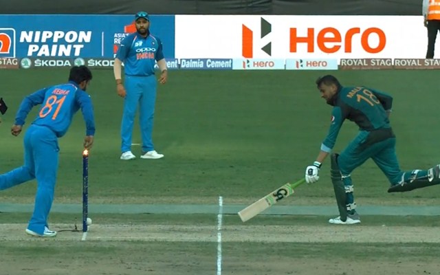 Shoaib Malik gets run-out