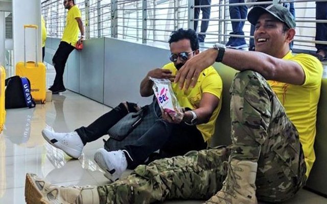 MS Dhoni and Kedar Jadhav