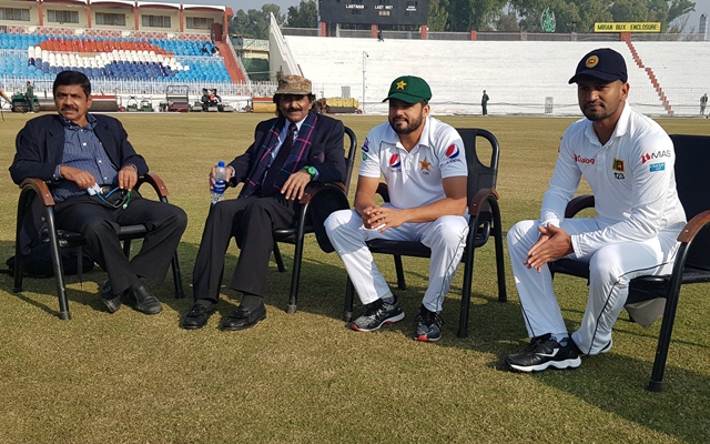 Azhar Ali and Dimuth Karunaratne
