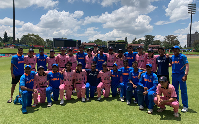 India U19 skipper Priyam Garg invites Japan team for a group photo