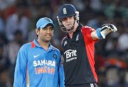MS Dhoni and Kevin Pietersen