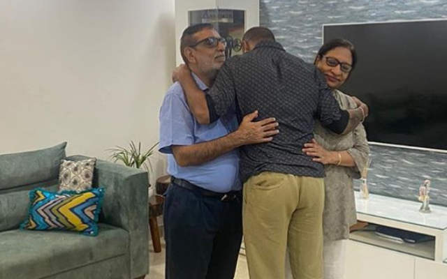 Shikhar Dhawan and his parents.