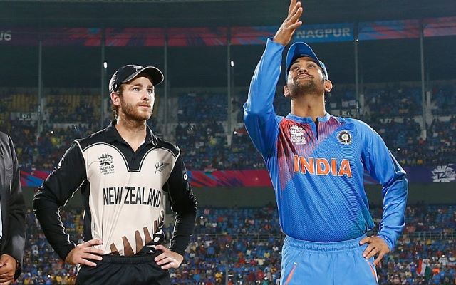 Kane Williamson and MS Dhoni