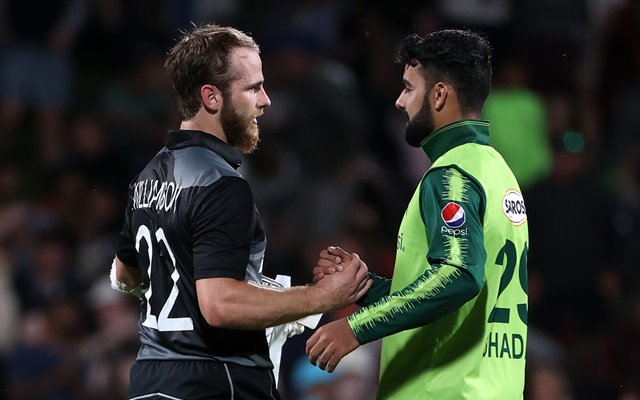Shadab Khan and Kane Williamson