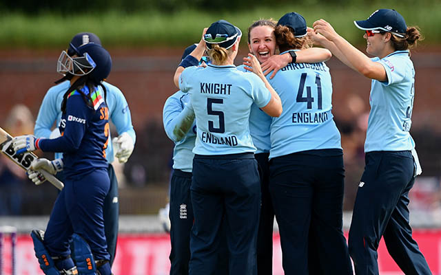 Kate Cross celebrates the wicket