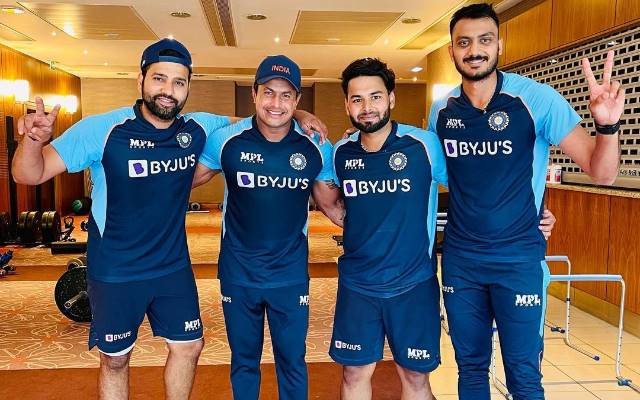 Rohit Sharma, Rishabh Pant, Nuwan Seneviratne and Axar Patel