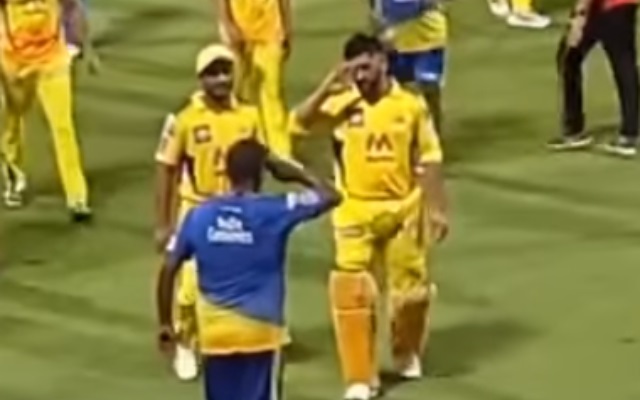 MS Dhoni salutes a teammate