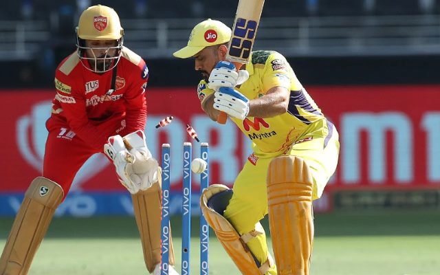 MS Dhoni bowled by Ravi Bishnoi