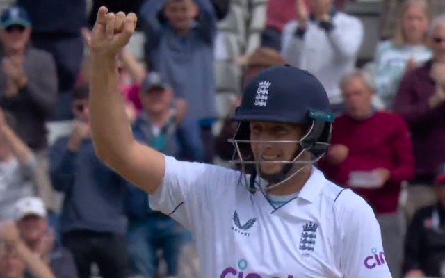 Joe Root's celebration after his 28th Test Hundred